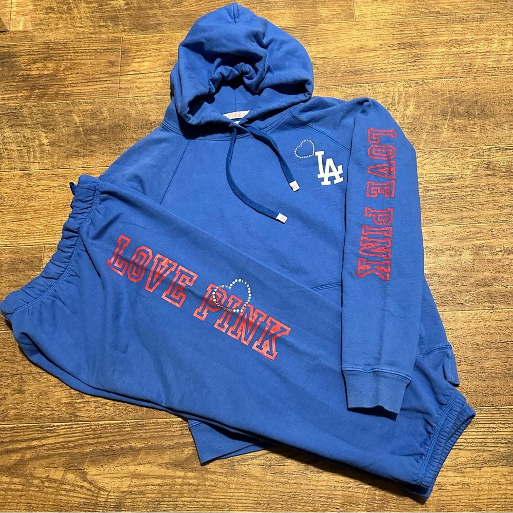 *RARE* VS PINK VINTAGE LA DODGERS BLING SET
